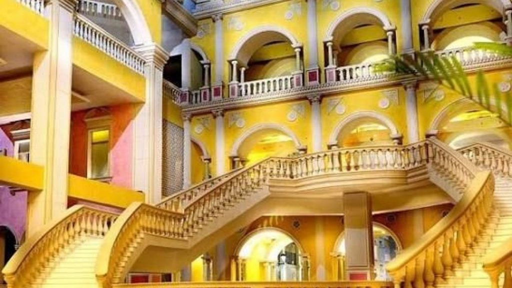 Venice Mall Nearest Metro